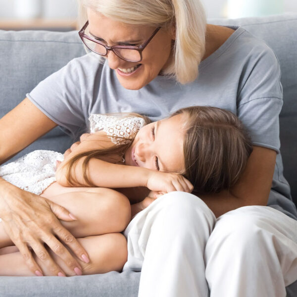 Visos šeimos atsparumo stiprinimas. Sergantis vaikas globojamas.