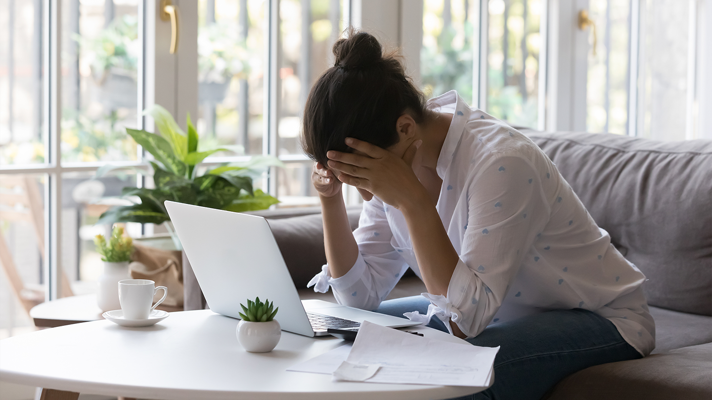 Nuovargis silpnina imuninę sistemą, todėl gali padidėti herpeso išsivystymo tikimybė.